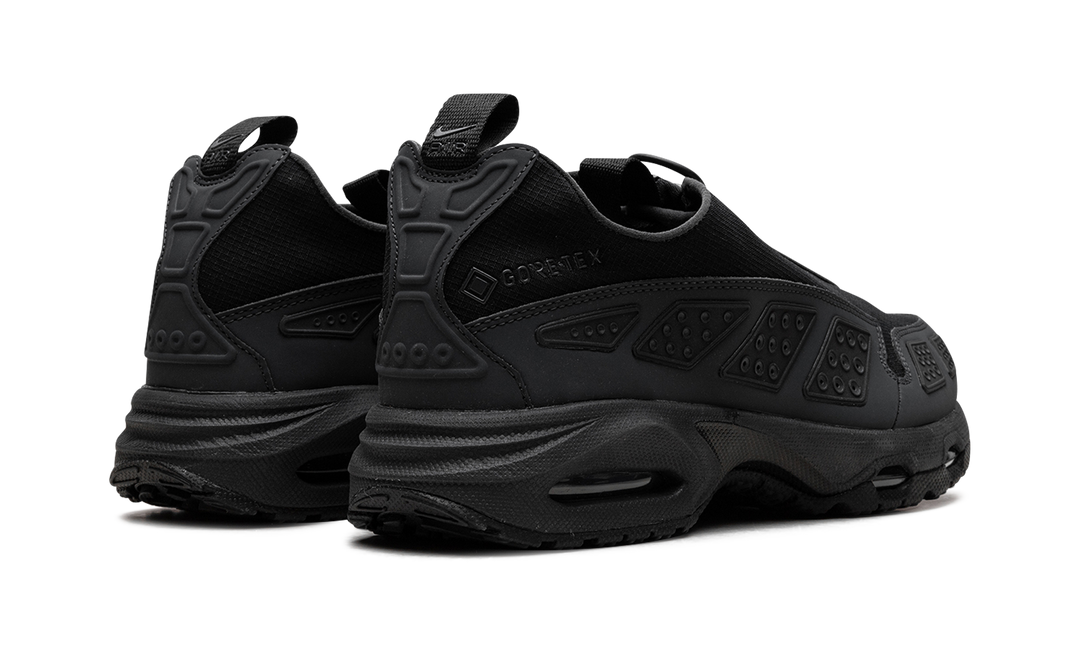 NIKE AIR MAX SUNDER GORE-TEX BLACK SMOKE GREY WOMENS