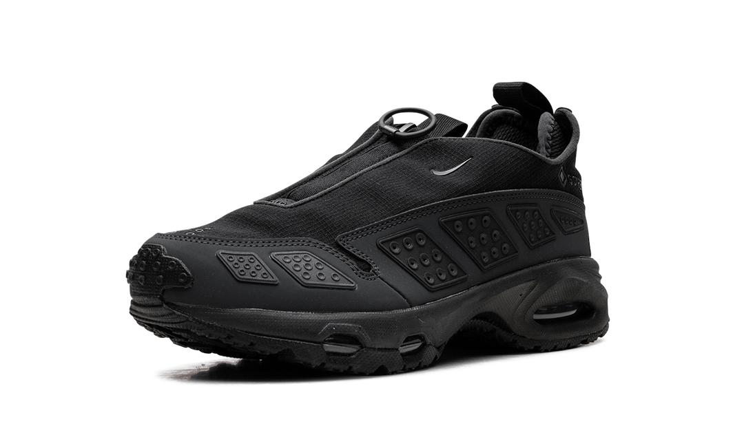 NIKE AIR MAX SUNDER GORE-TEX BLACK SMOKE GREY WOMENS