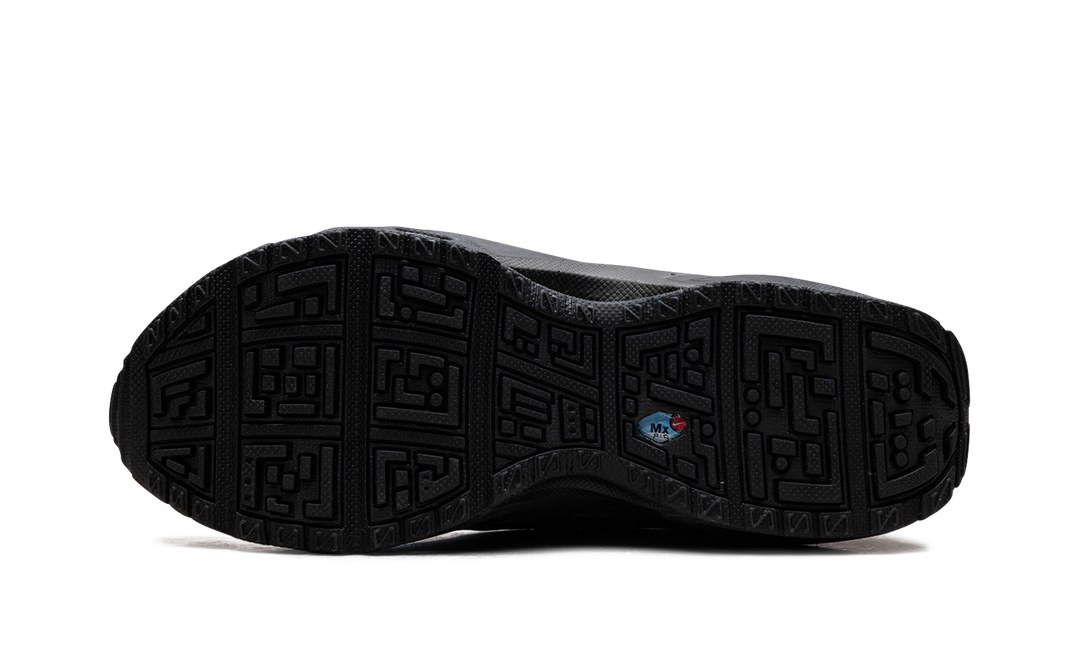 NIKE AIR MAX SUNDER GORE-TEX BLACK SMOKE GREY WOMENS