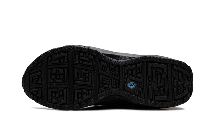 NIKE AIR MAX SUNDER GORE-TEX BLACK SMOKE GREY WOMENS