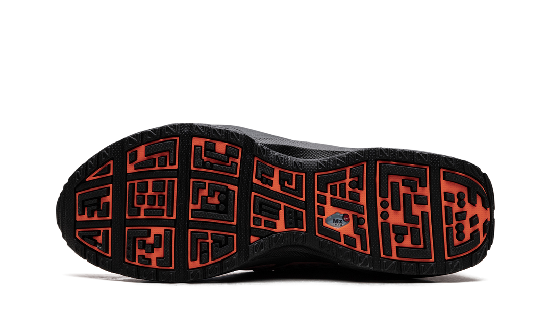 NIKE AIR MAX SUNDER GORE-TEX HYPER CRIMSON WOMENS