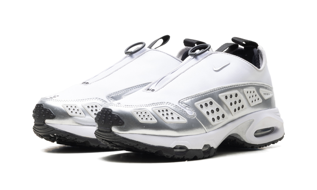 NIKE AIR MAX SUNDER SE WHITE METALLIC SILVER WOMENS