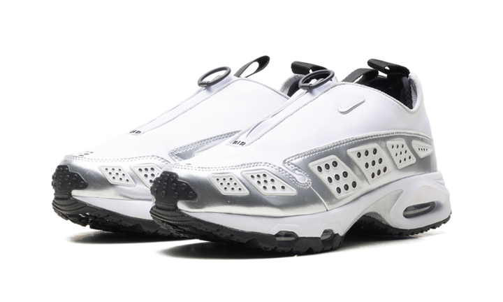 NIKE AIR MAX SUNDER SE WHITE METALLIC SILVER WOMENS