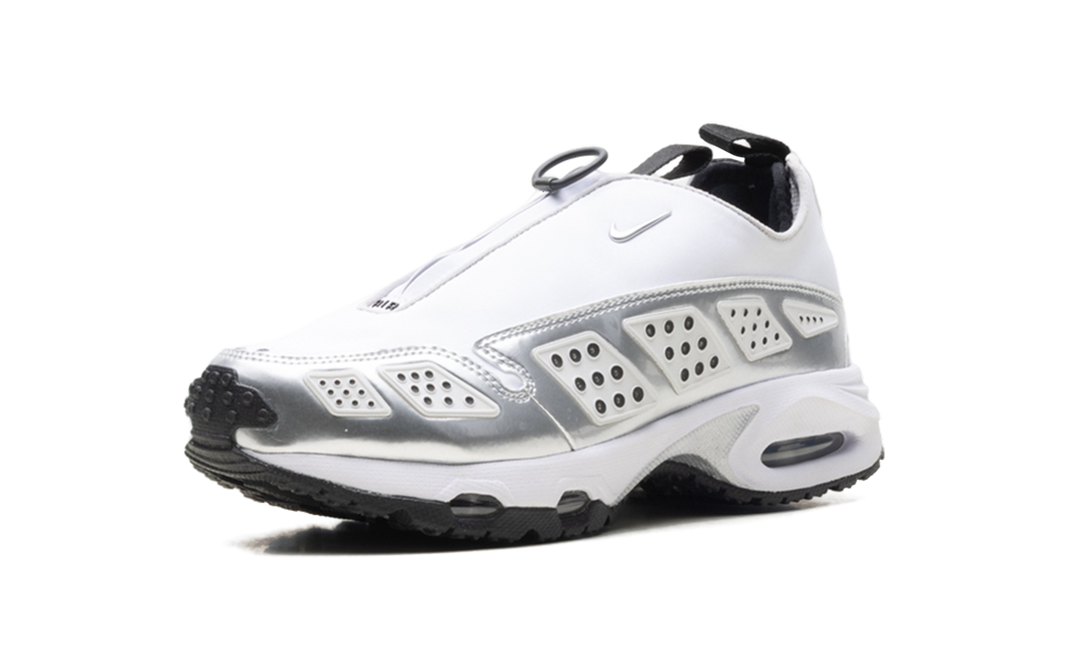 NIKE AIR MAX SUNDER SE WHITE METALLIC SILVER WOMENS