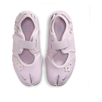 NIKE AIR RIFT BLEACHED LILAC FLOWERS (WOMEN'S) — Stock