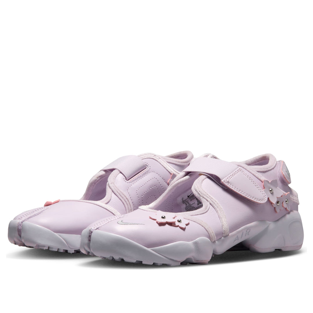 NIKE AIR RIFT BLEACHED LILAC FLOWERS (WOMEN'S) — Stock