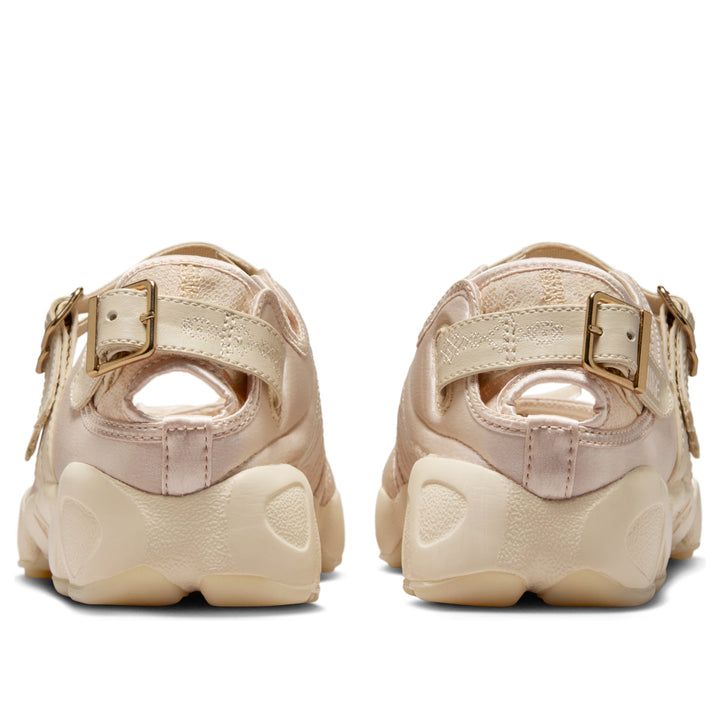 NIKE AIR RIFT PEARL WHITE BUCKLE STRAP (WOMEN&