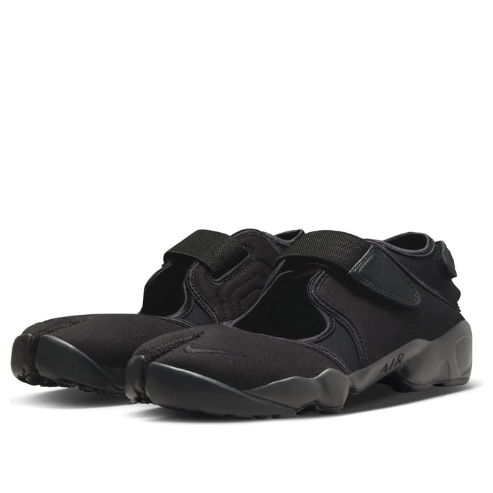 NIKE AIR RIFT TRIPLE BLACK (WOMEN&