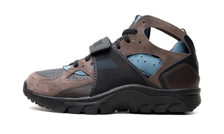 NIKE AIR TRAINER HUARACHE BAROQUE BROWN BLACK