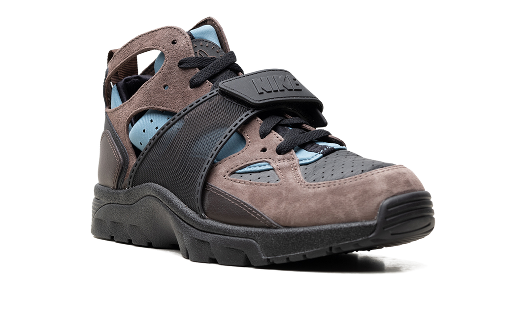 NIKE AIR TRAINER HUARACHE BAROQUE BROWN BLACK