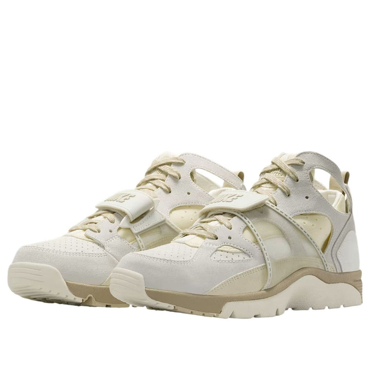 NIKE AIR TRAINER HUARACHE SAIL