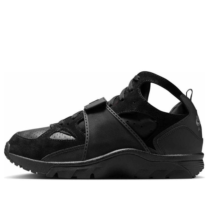 NIKE AIR TRAINER HUARACHE TRIPLE BLACK
