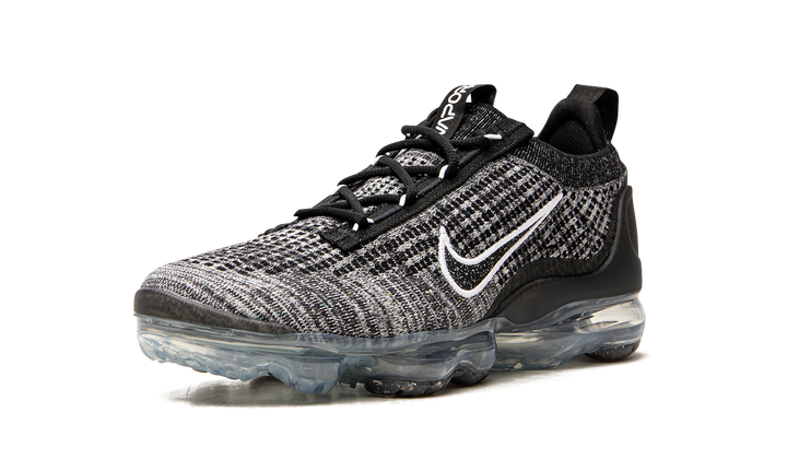 NIKE AIR VAPORMAX 2021 FK OREO WOMENS