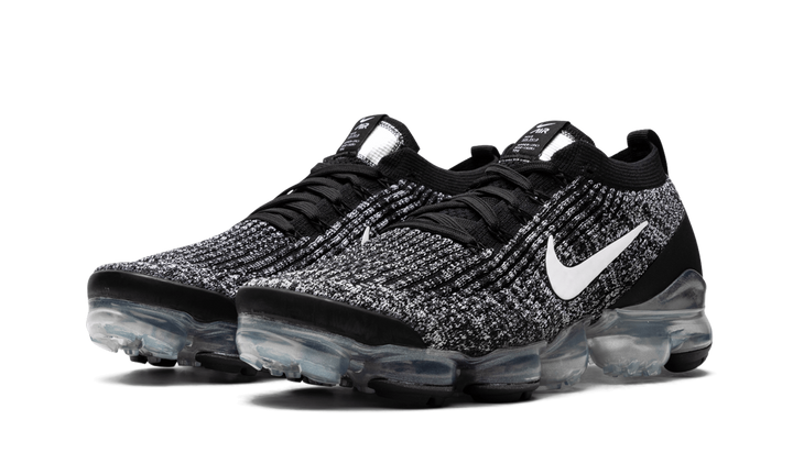 NIKE AIR VAPORMAX FLYKNIT 3 OREO