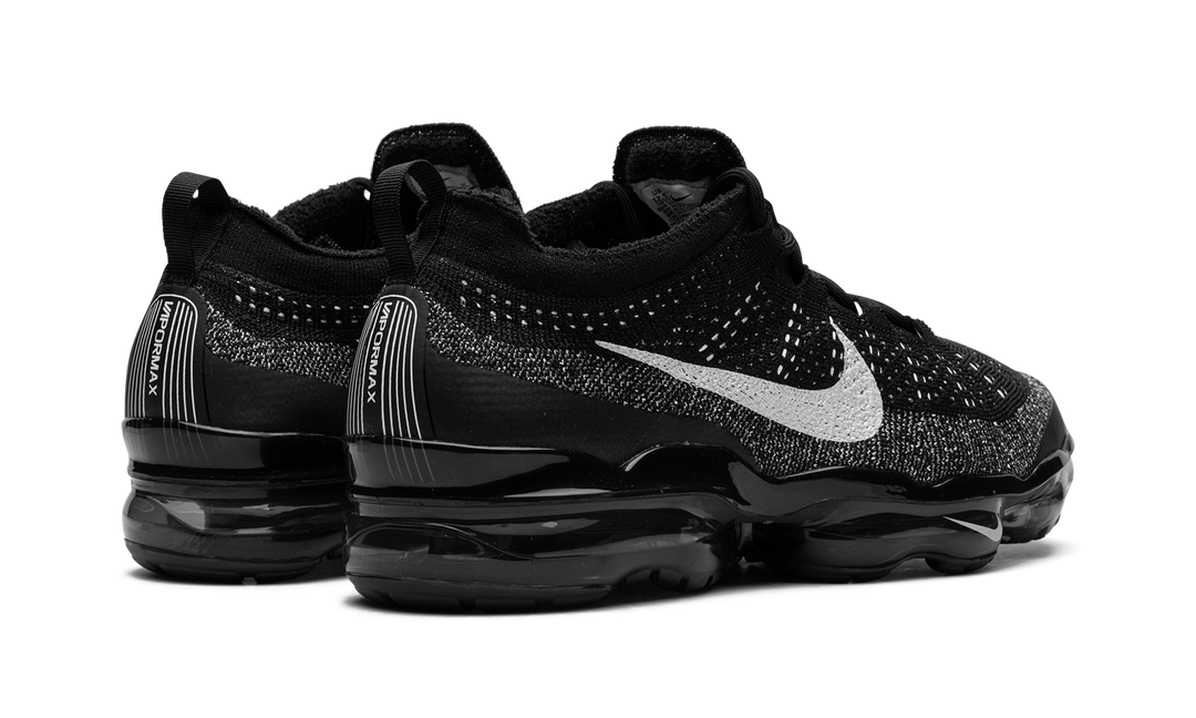NIKE AIR VAPORMAX FLYKNIT OREO 2023