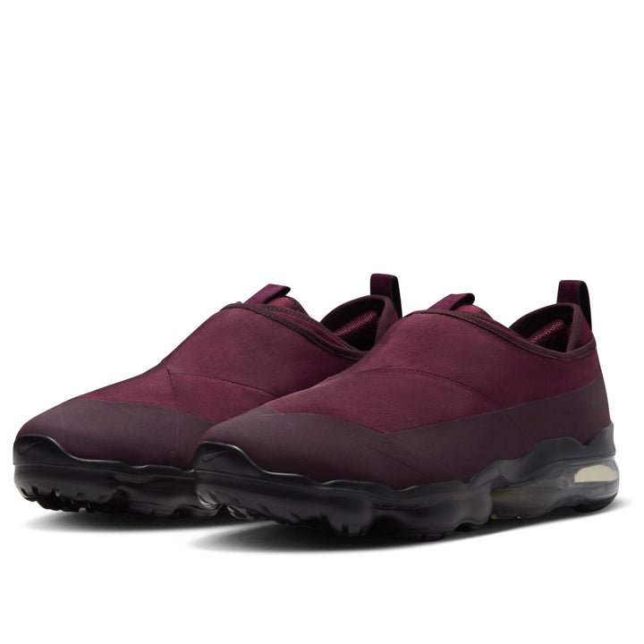 NIKE AIR VAPORMAX MOC ROAM DARK TEAM RED BLACK