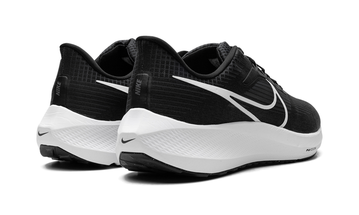 NIKE AIR ZOOM PEGASUS 39 BLACK WHITE