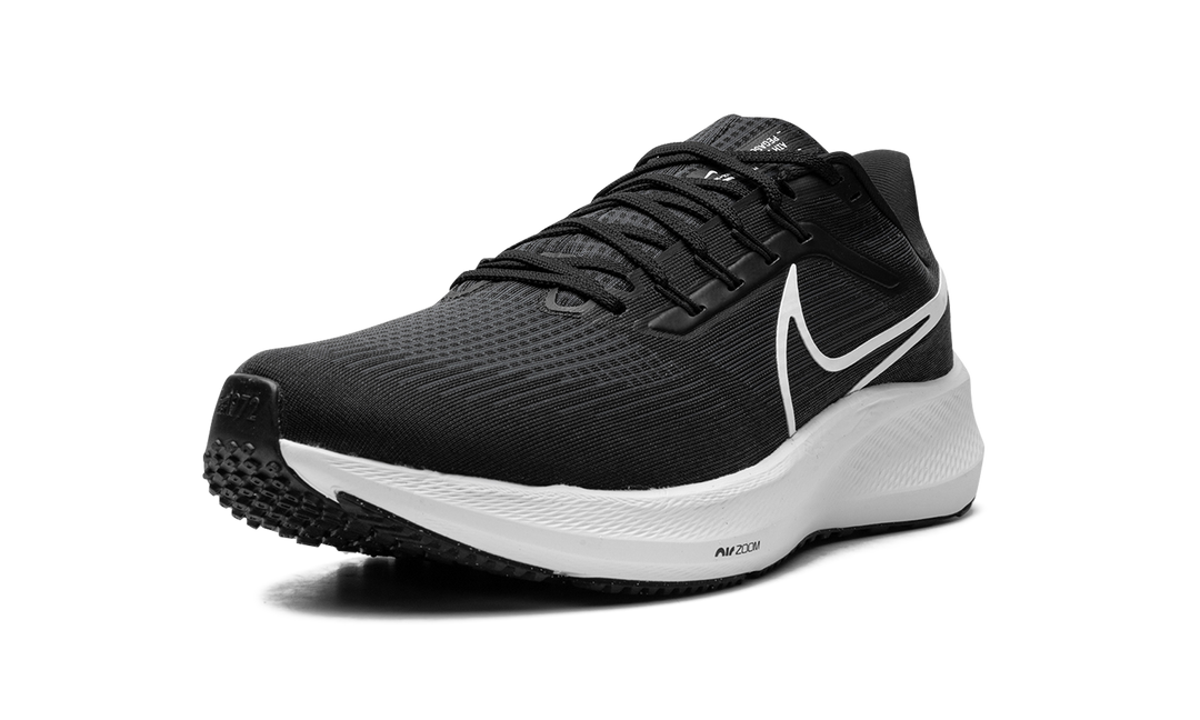 NIKE AIR ZOOM PEGASUS 39 BLACK WHITE