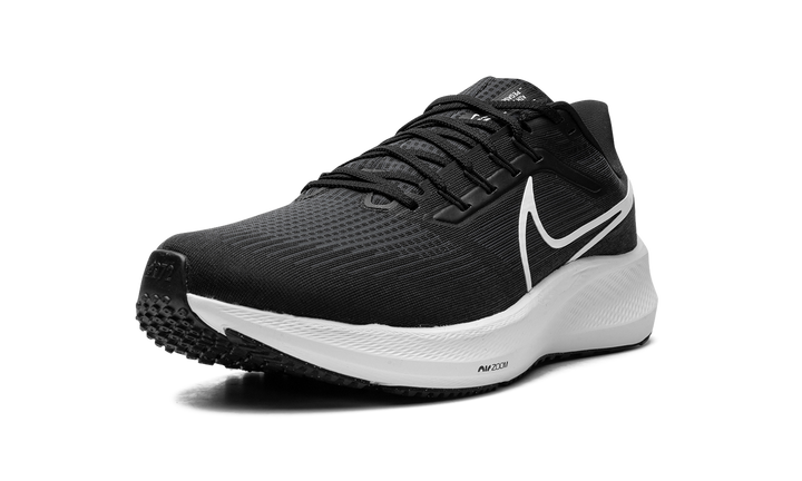 NIKE AIR ZOOM PEGASUS 39 BLACK WHITE