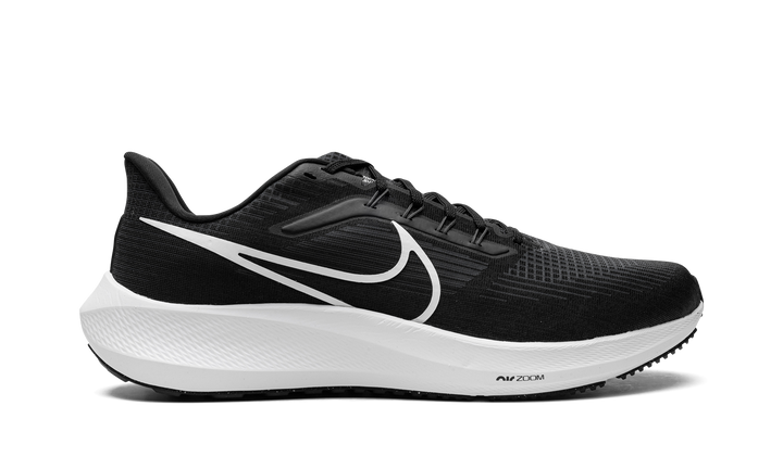 NIKE AIR ZOOM PEGASUS 39 BLACK WHITE