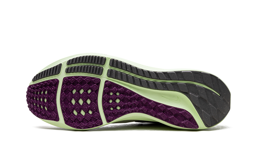 NIKE AIR ZOOM PEGASUS 39 RED PLUM BARELY VOLT