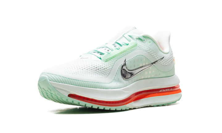 NIKE AIR ZOOM PEGASUS PREMIUM BARELY GREEN
