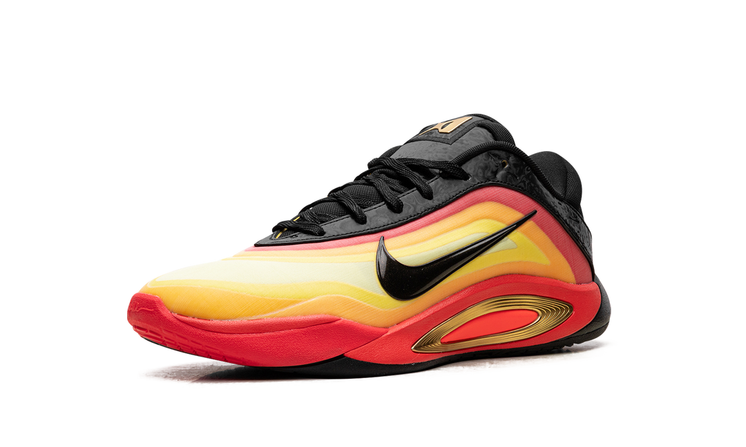 NIKE A&