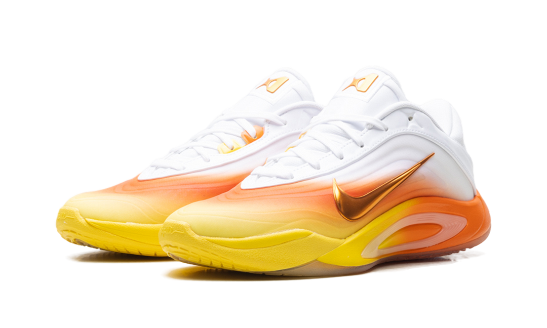 NIKE A&