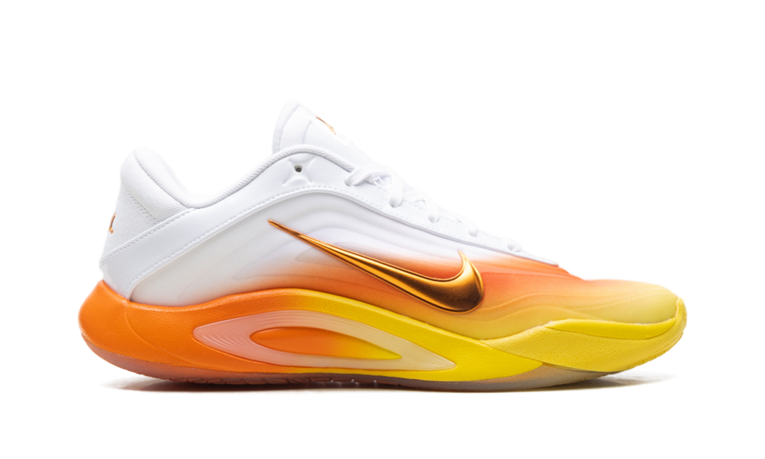 NIKE A&