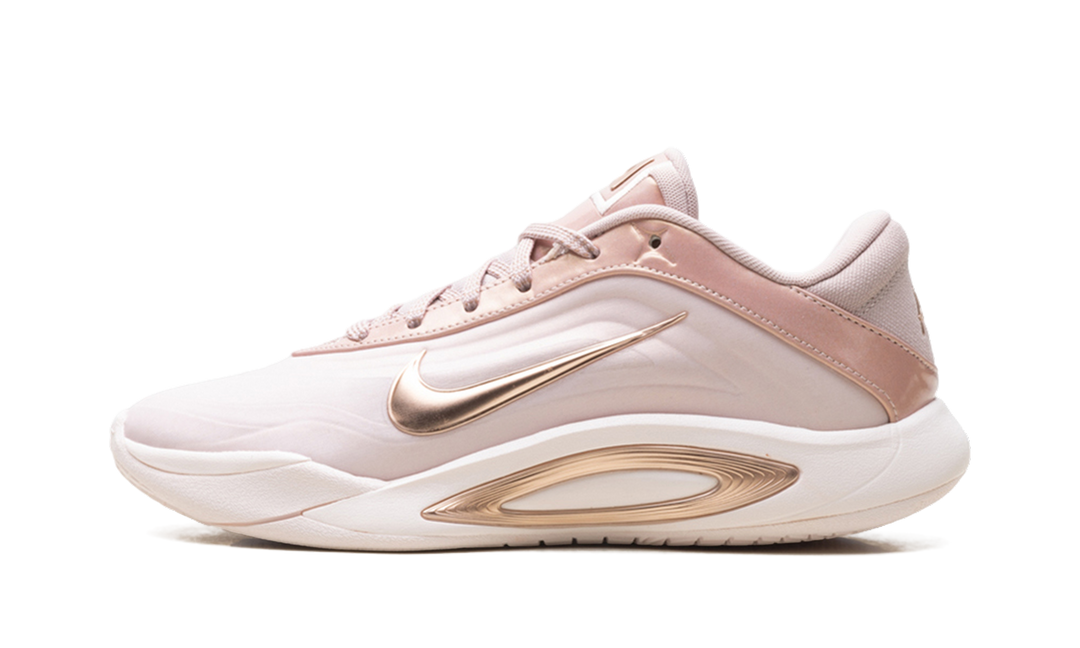 NIKE A&