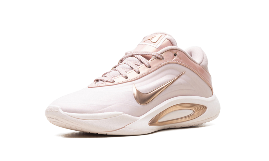 NIKE A&