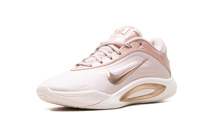 NIKE A&