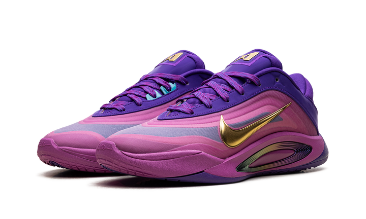 NIKE A&