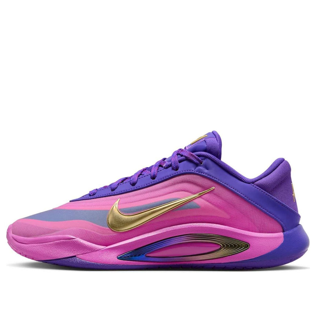 NIKE A&