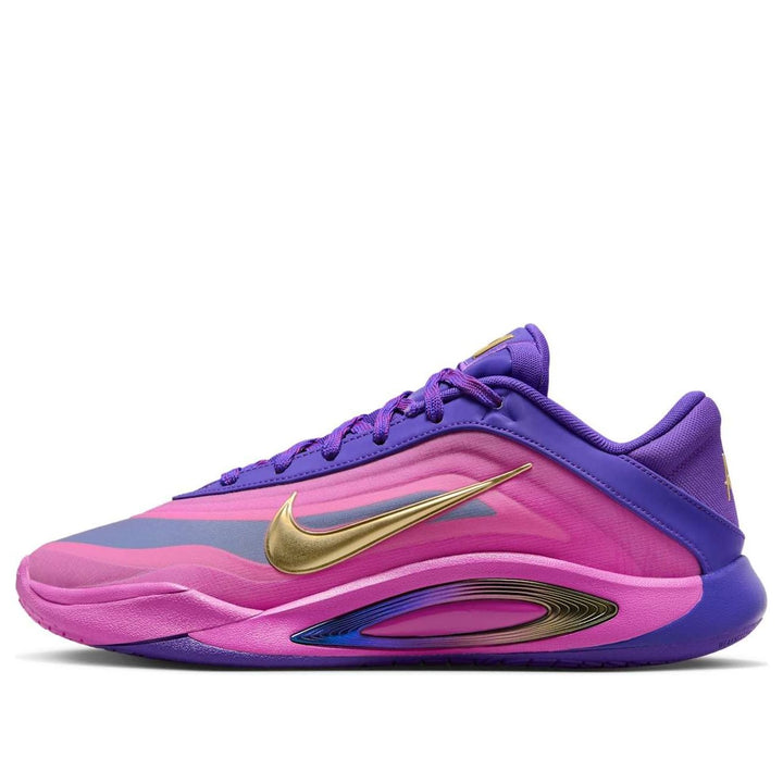 NIKE A&