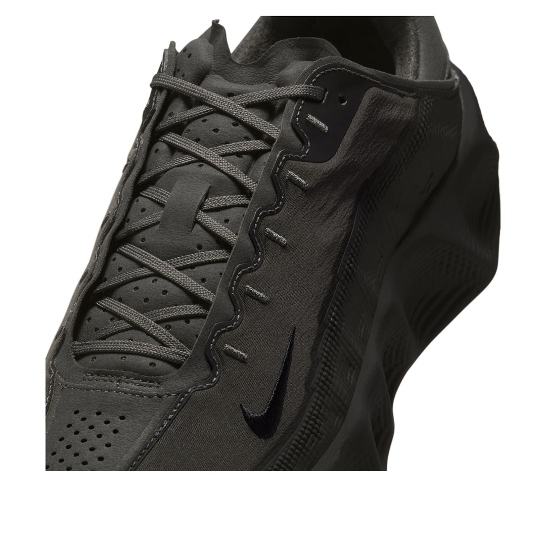 NIKE AVA ROVER HYEIN SEO BLACK