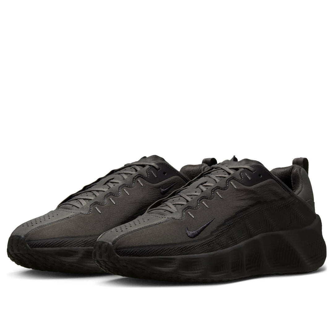 NIKE AVA ROVER HYEIN SEO BLACK