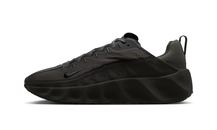 NIKE AVA ROVER HYEIN SEO BLACK