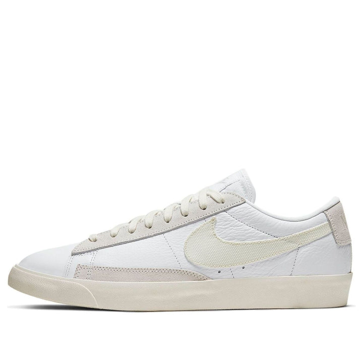 NIKE BLAZER LOW WHITE SAIL