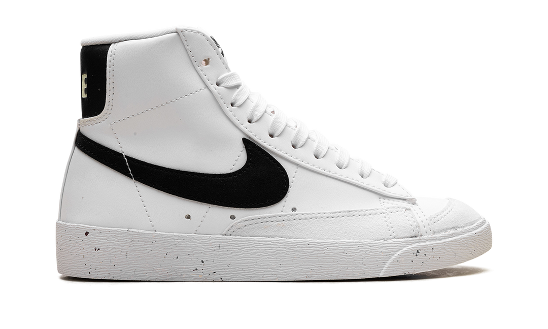 NIKE BLAZER MID 77 NEXT NATURE WHITE BLACK WOMENS