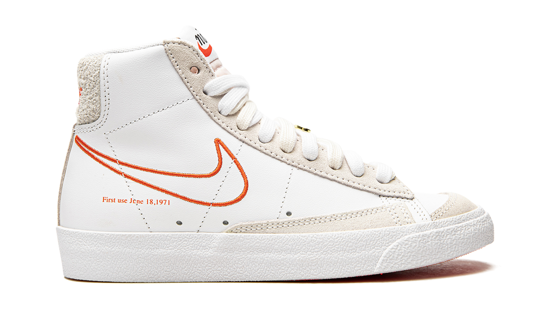 NIKE BLAZER MID 77 SE FIRST USE WHITE WOMENS