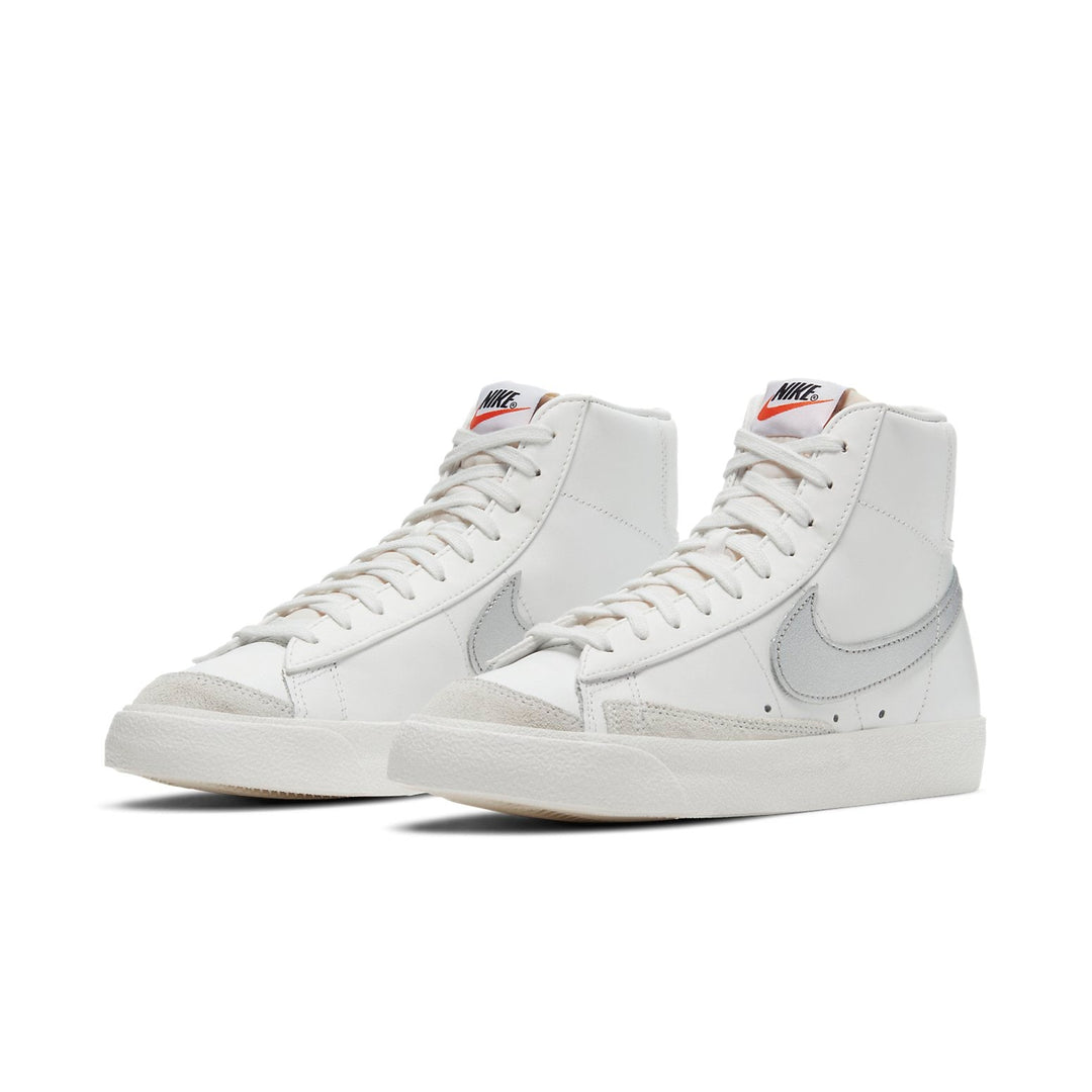 NIKE BLAZER MID 77 SUMMIT WHITE SILVER WOMENS