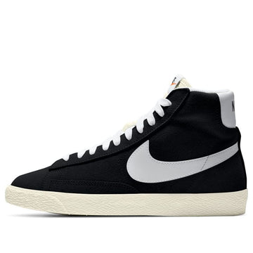NIKE BLAZER MID SUEDE BLACK WHITE GS — Stock