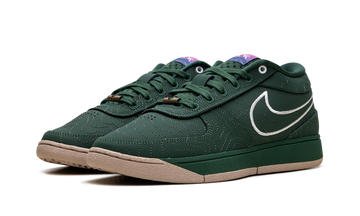 NIKE BOOK 1 FLAGSTAFF — Stock