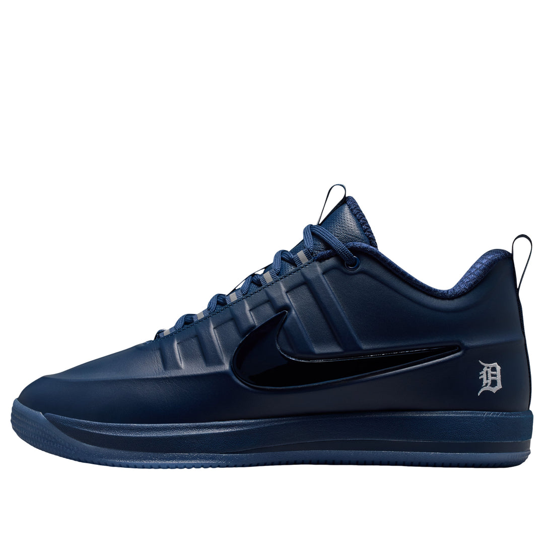 NIKE BOOK 2 SE DETROIT TIGERS