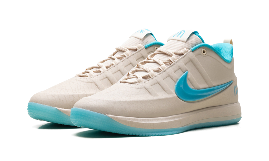 NIKE BOOK 2 &