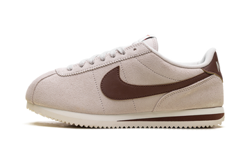 NIKE CORTEZ LIGHT OREWOOD BROWN FAUNA BROWN (WOMEN'S) — Stock
