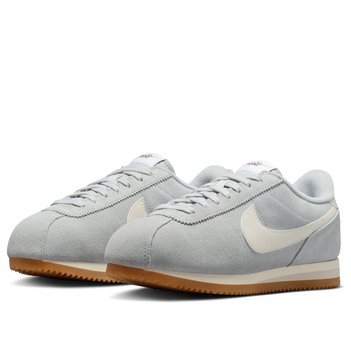 NIKE CORTEZ LIGHT SMOKE GREY SAIL GUM (WOMEN&