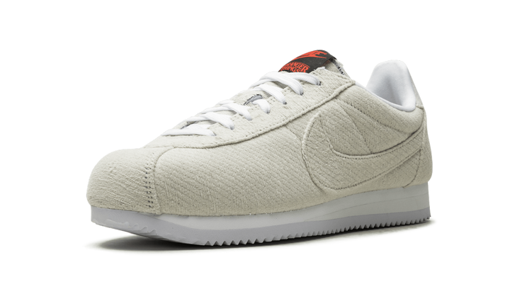 NIKE CORTEZ X STRANGER THINGS UPSIDE DOWN