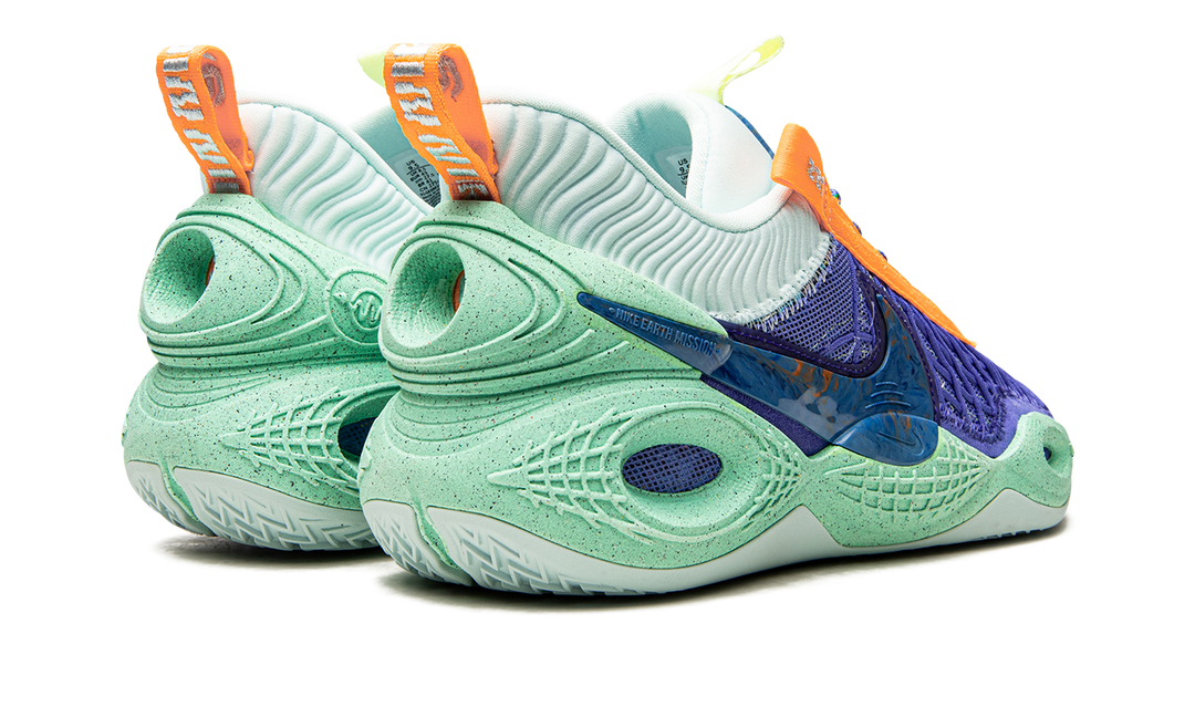 NIKE COSMIC UNITY AMALGAM